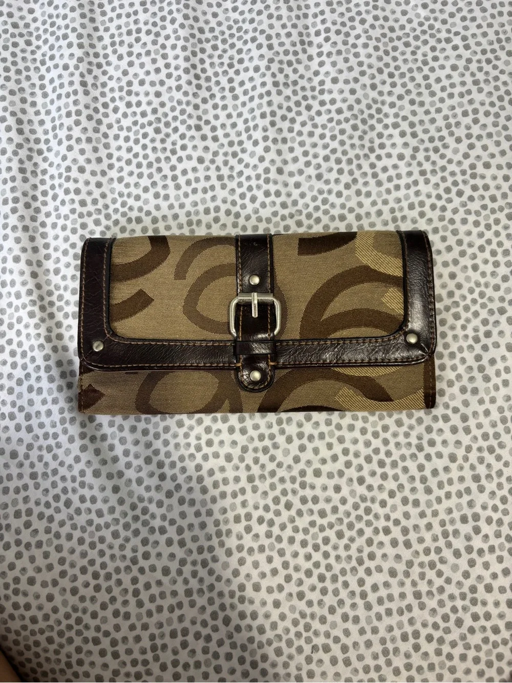 Brown Signature Pattern Women's Wallet with Buckle Trim